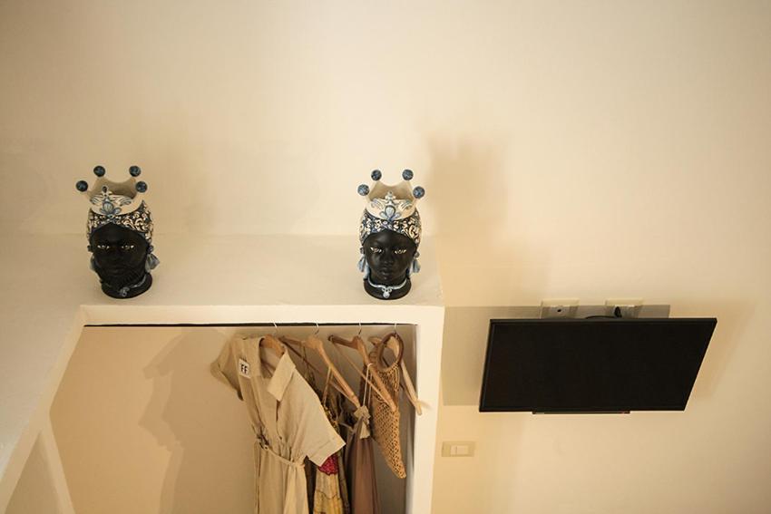 Biddiccia Home In Sicily Noto Luaran gambar